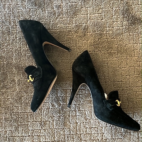 Vintage Colin Stuart black suede gold accent buckle loafer style heels pumps 7.5 - Picture 2 of 16